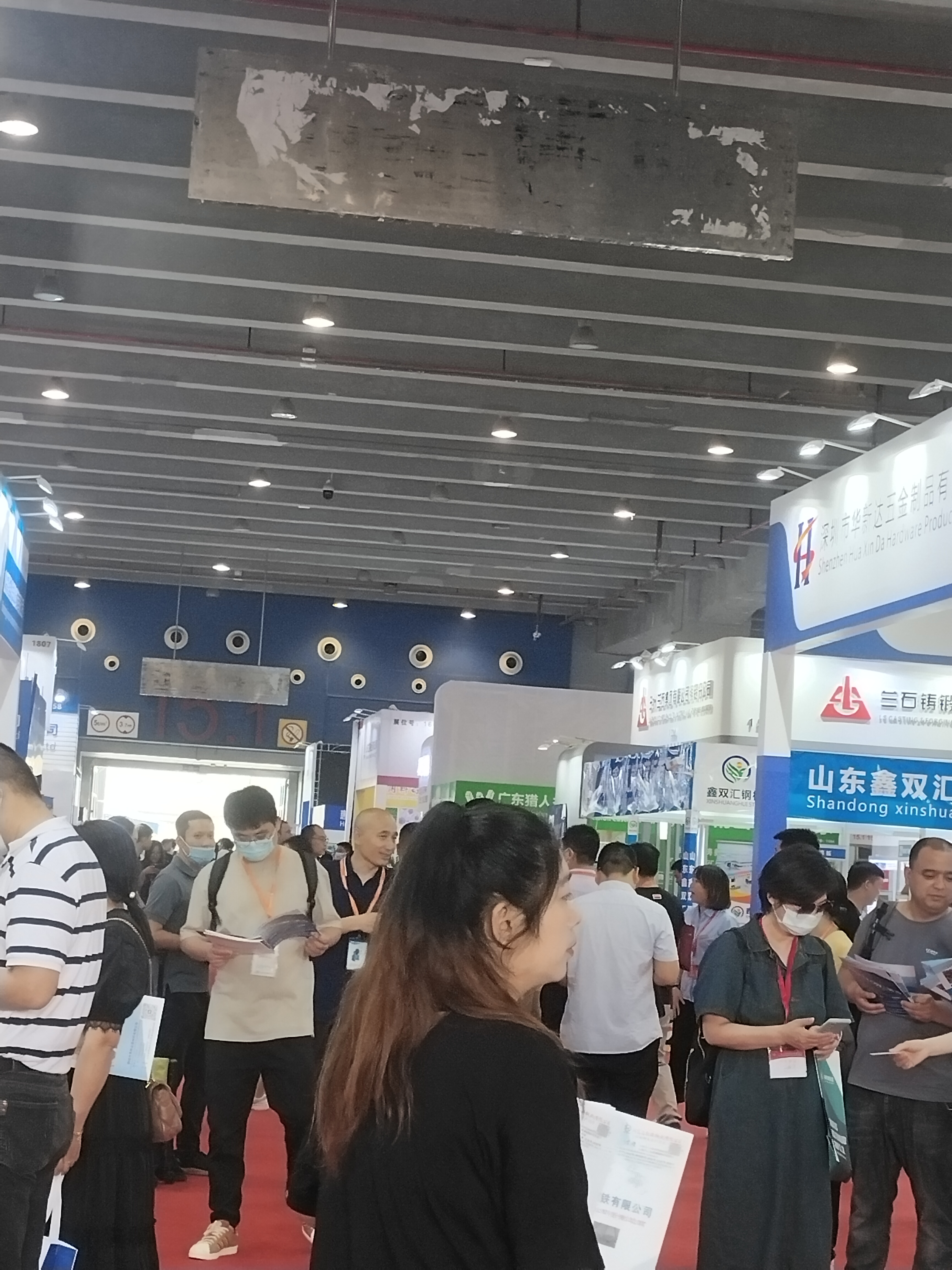 主过道 看到鑫双汇.jpg 主过道 看到鑫双汇.jpg