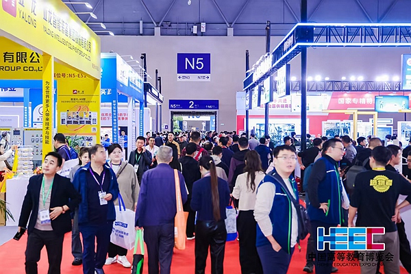 32e94862d45f5037a3c885deee35e082_12737_20250107140146_MQ==.jpg 32e94862d45f5037a3c885deee35e082_12737_20250107140146_MQ==.jpg